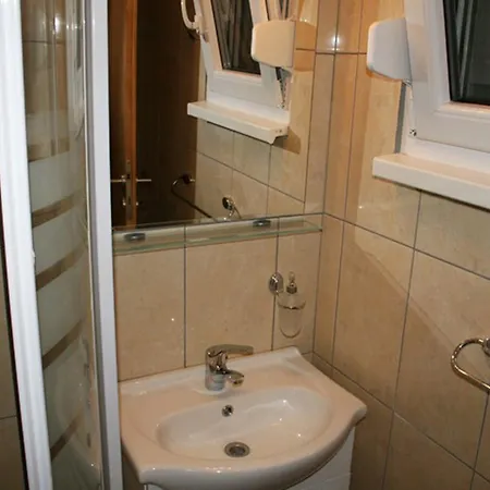 13932b Vrboska